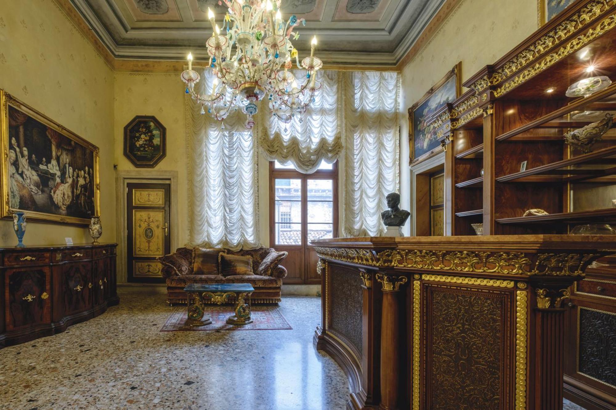Palazzo Ca' Bernardo By Francesco Molon Hotel Venice Luaran gambar
